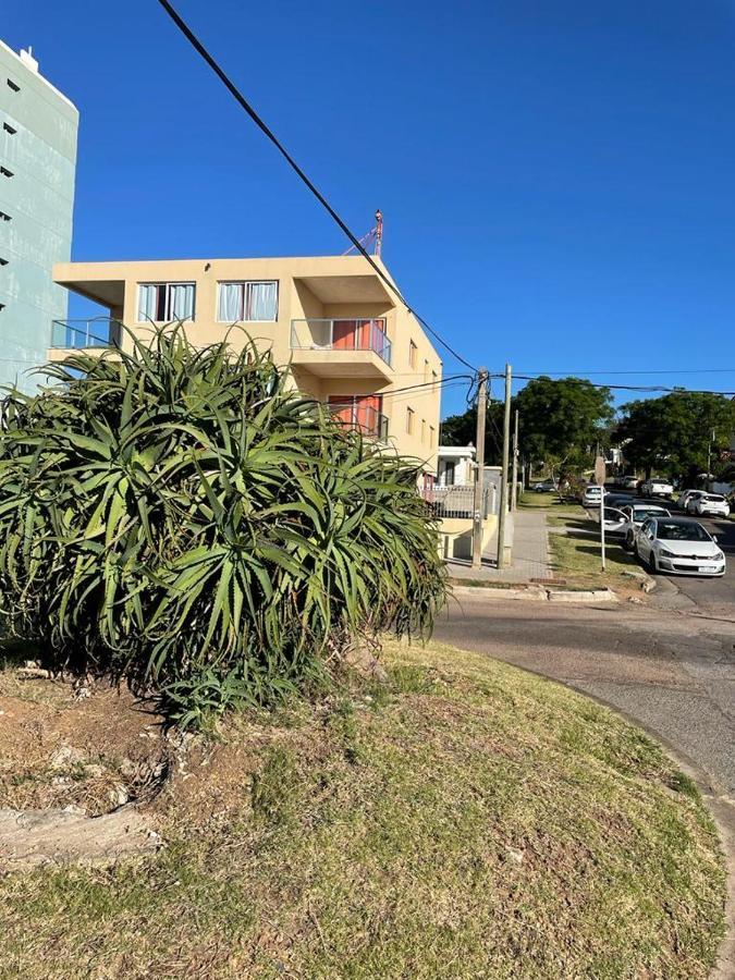 Edificio Flores Apartment Piriapolis Exterior photo